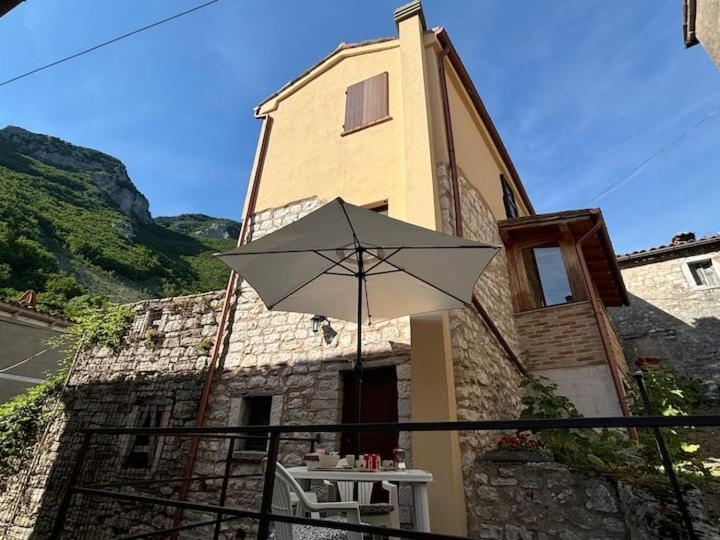 Casa Vacanze L'Arco Di Fondarca 카글리 외부 사진